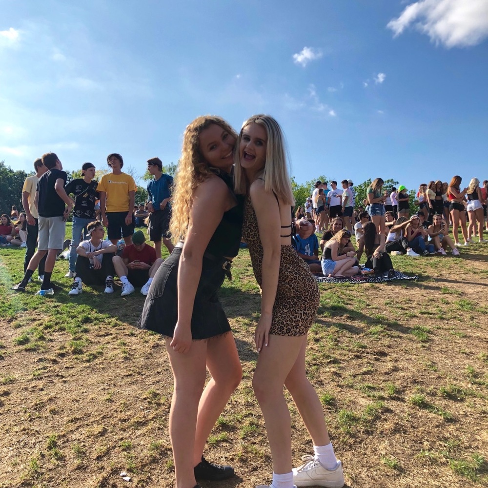 Meet your Posher, Lily